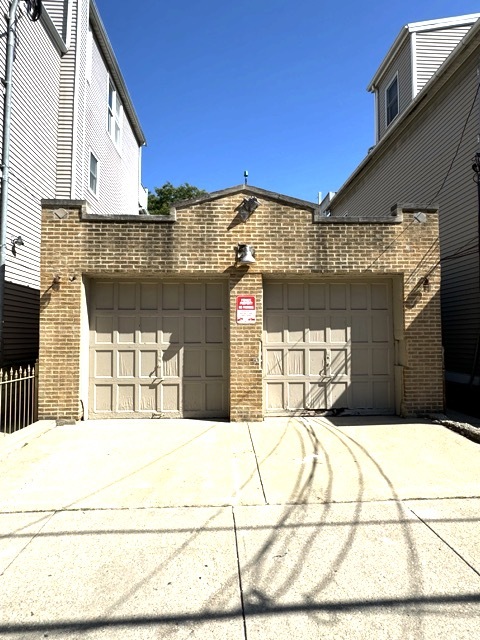 2742 North Kenmore Avenue Chicago IL 60614