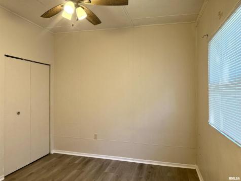 1103 West Boulevard St Street Marion IL 62959