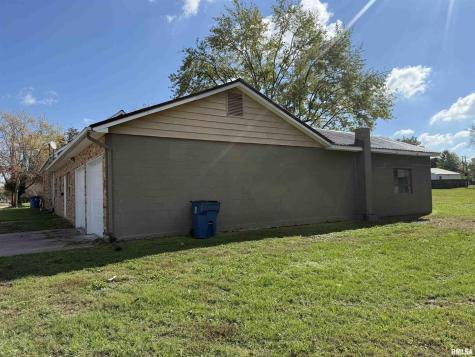 1103 West Boulevard St Street Marion IL 62959