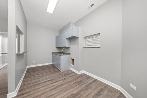 5029 South Racine Avenue Chicago IL 60609