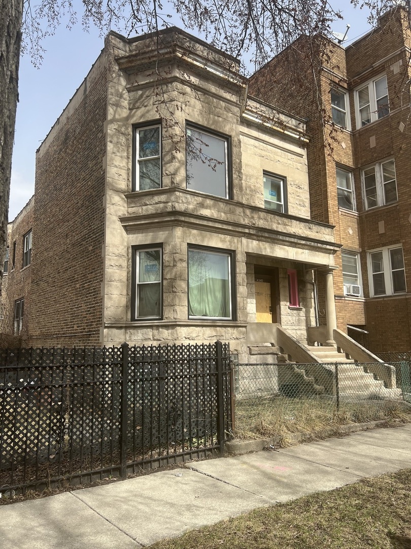 4340 West Jackson Boulevard Chicago IL 60624