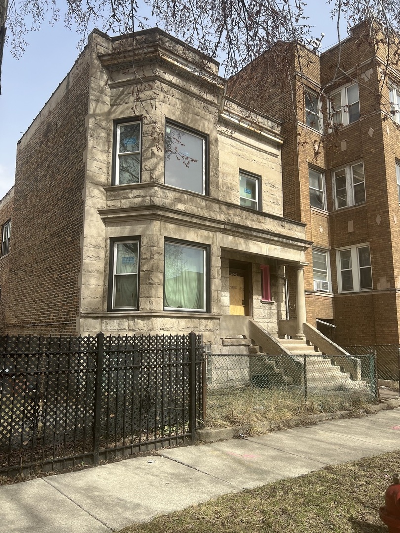 4340 West Jackson Boulevard Chicago IL 60624