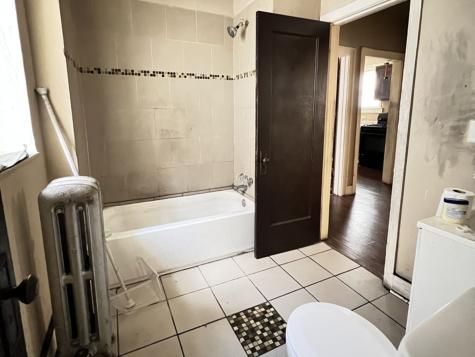 7823 South Cornell Avenue Chicago IL 60649