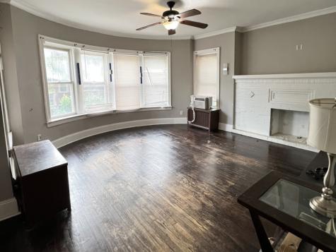 7823 South Cornell Avenue Chicago IL 60649