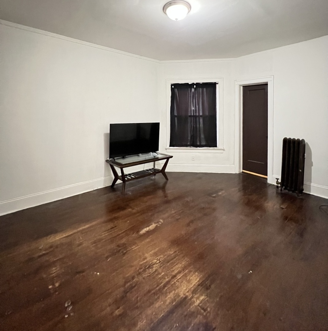 7823 South Cornell Avenue Chicago IL 60649