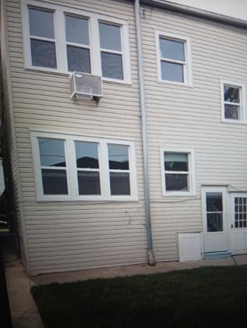 5633 North Artesian Avenue Chicago IL 60659