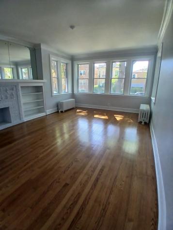 5633 North Artesian Avenue Chicago IL 60659