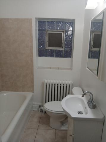 5633 North Artesian Avenue Chicago IL 60659