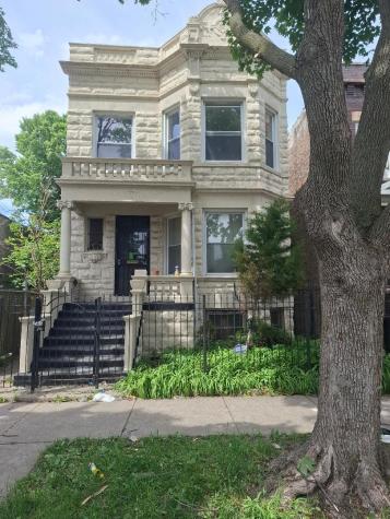3942 West Monroe Street Chicago IL 60624