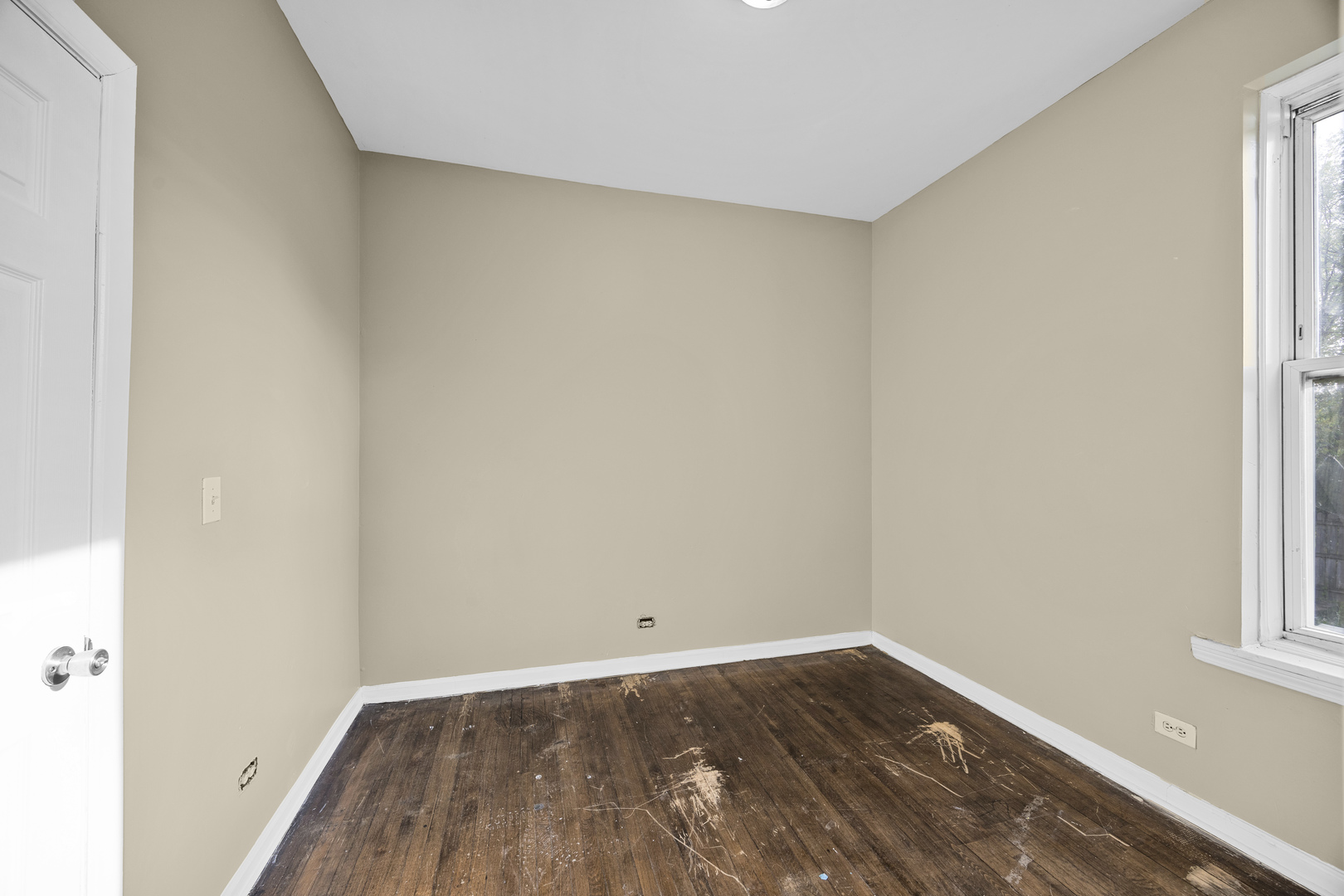 35 West 109th Street Chicago IL 60628