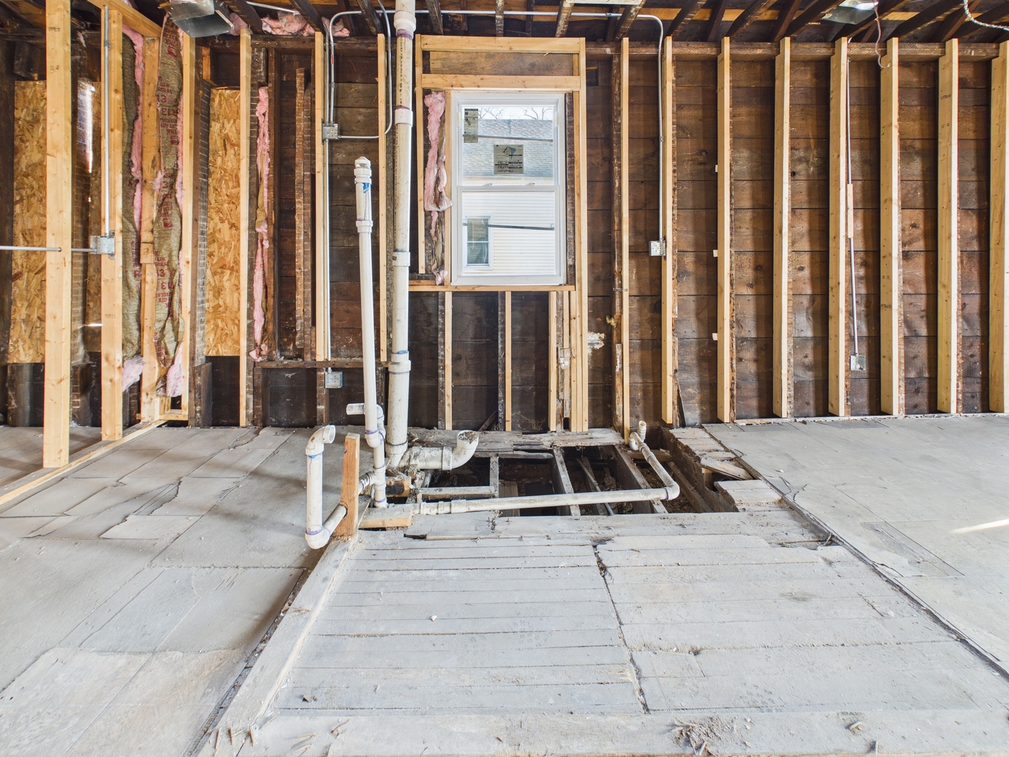 8747 South Escanaba Avenue Chicago IL 60617