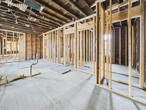 8747 South Escanaba Avenue Chicago IL 60617