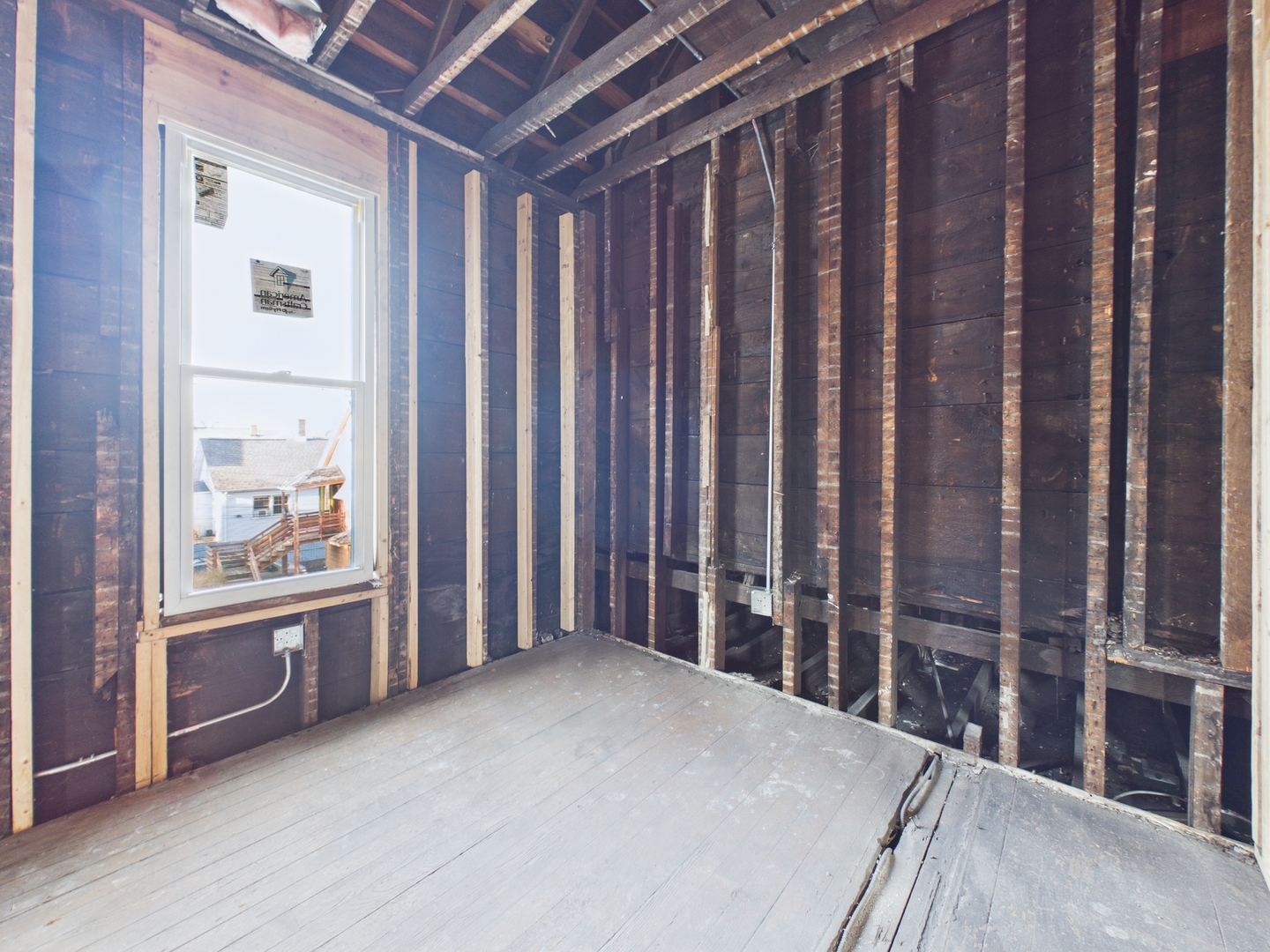 8747 South Escanaba Avenue Chicago IL 60617