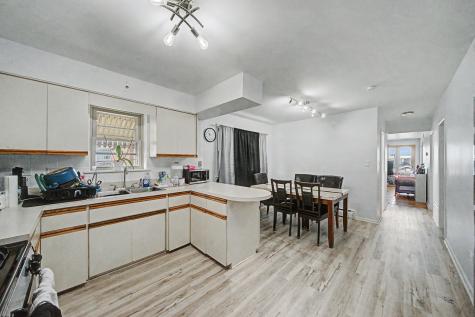 5445 South Kilbourn Avenue Chicago IL 60632