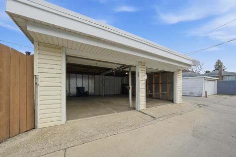 5445 South Kilbourn Avenue Chicago IL 60632