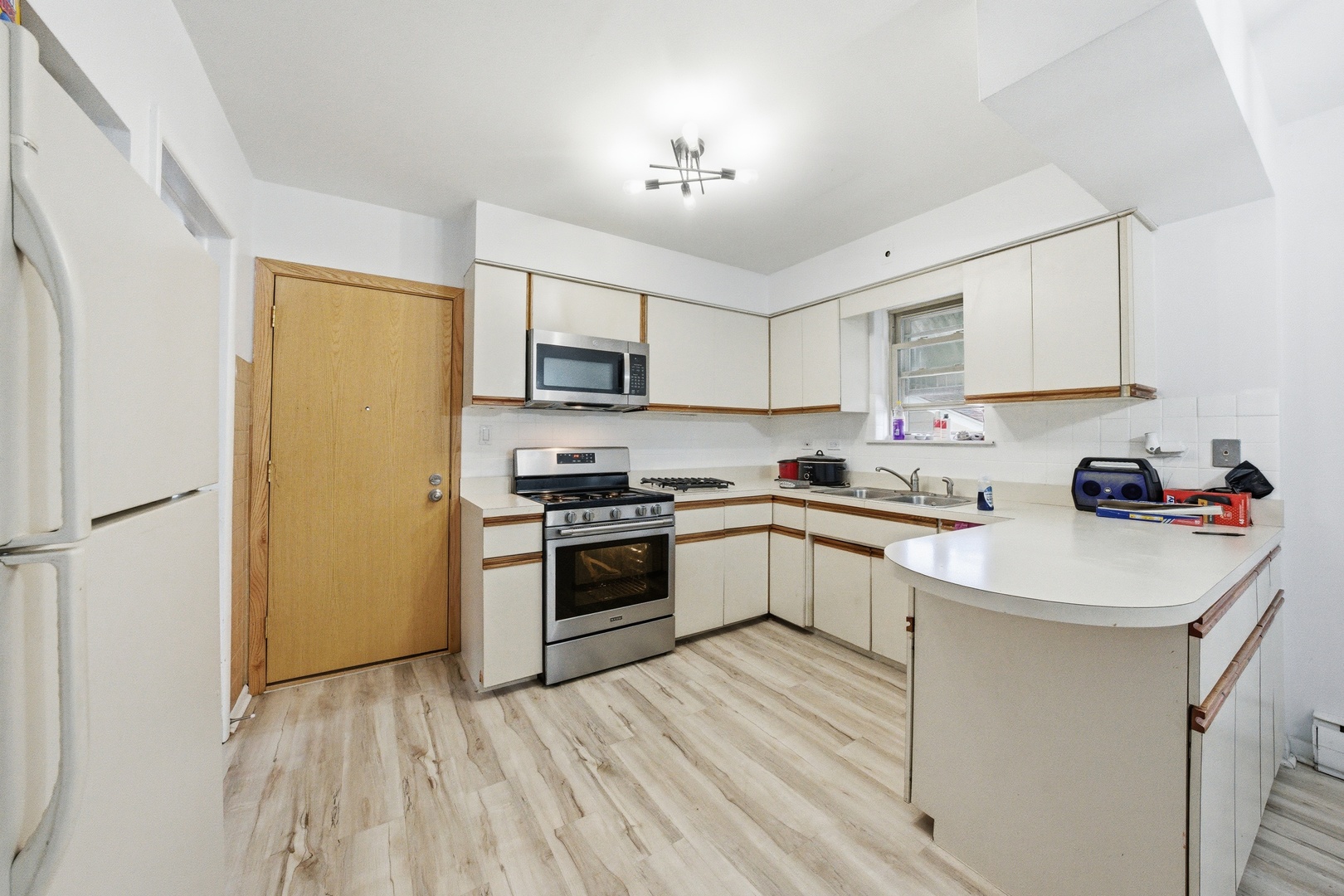 5445 South Kilbourn Avenue Chicago IL 60632