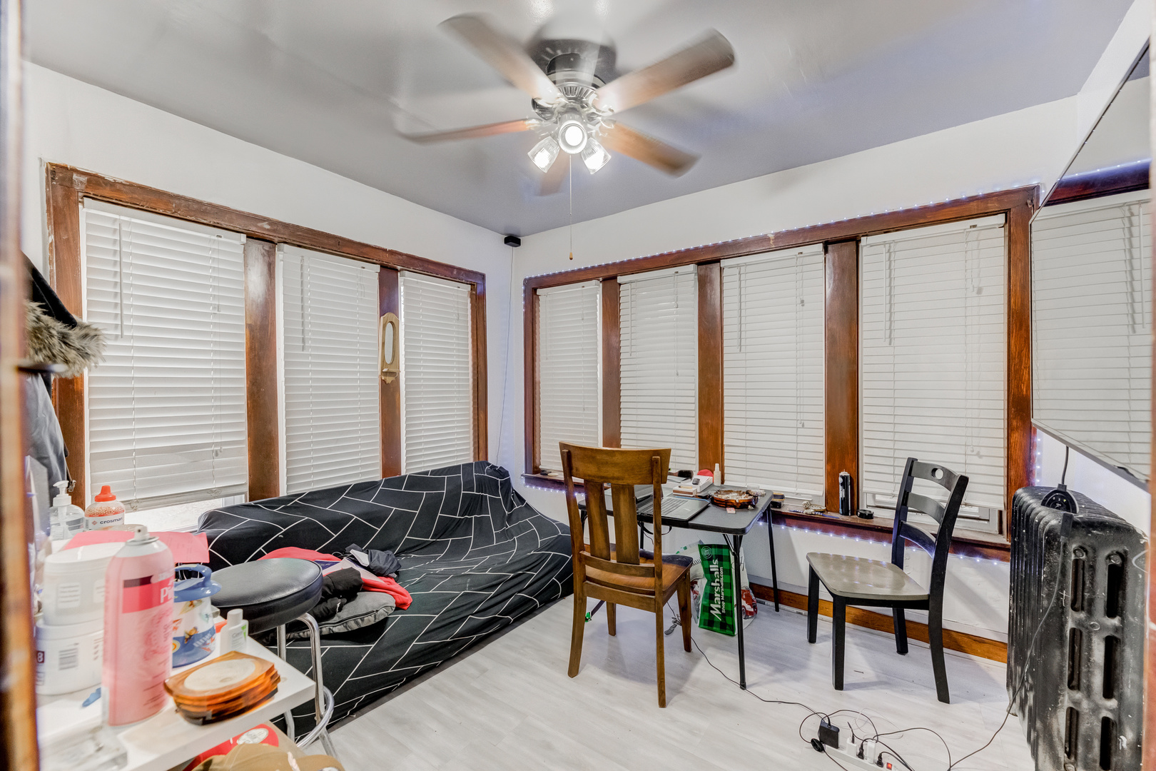 6341 South Richmond Street Chicago IL 60629
