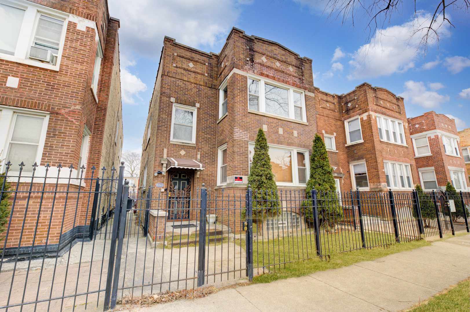 6341 South Richmond Street Chicago IL 60629