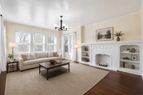 6225 South Seeley Avenue Chicago IL 60636