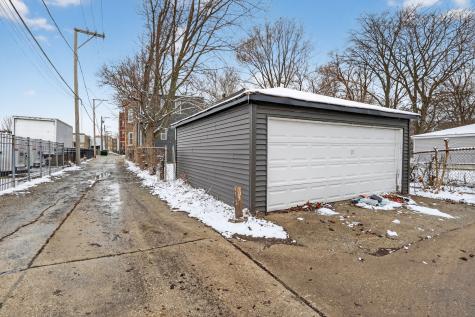 7843 South Marquette Avenue Chicago IL 60649