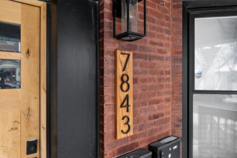 7843 South Marquette Avenue Chicago IL 60649