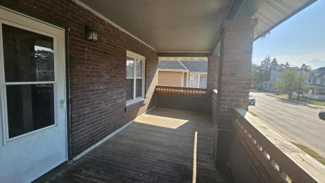 1131 North Main Street Rockford IL 61103