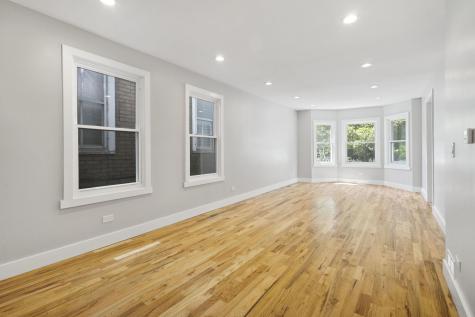 6129 North Ravenswood Avenue Chicago IL 60660