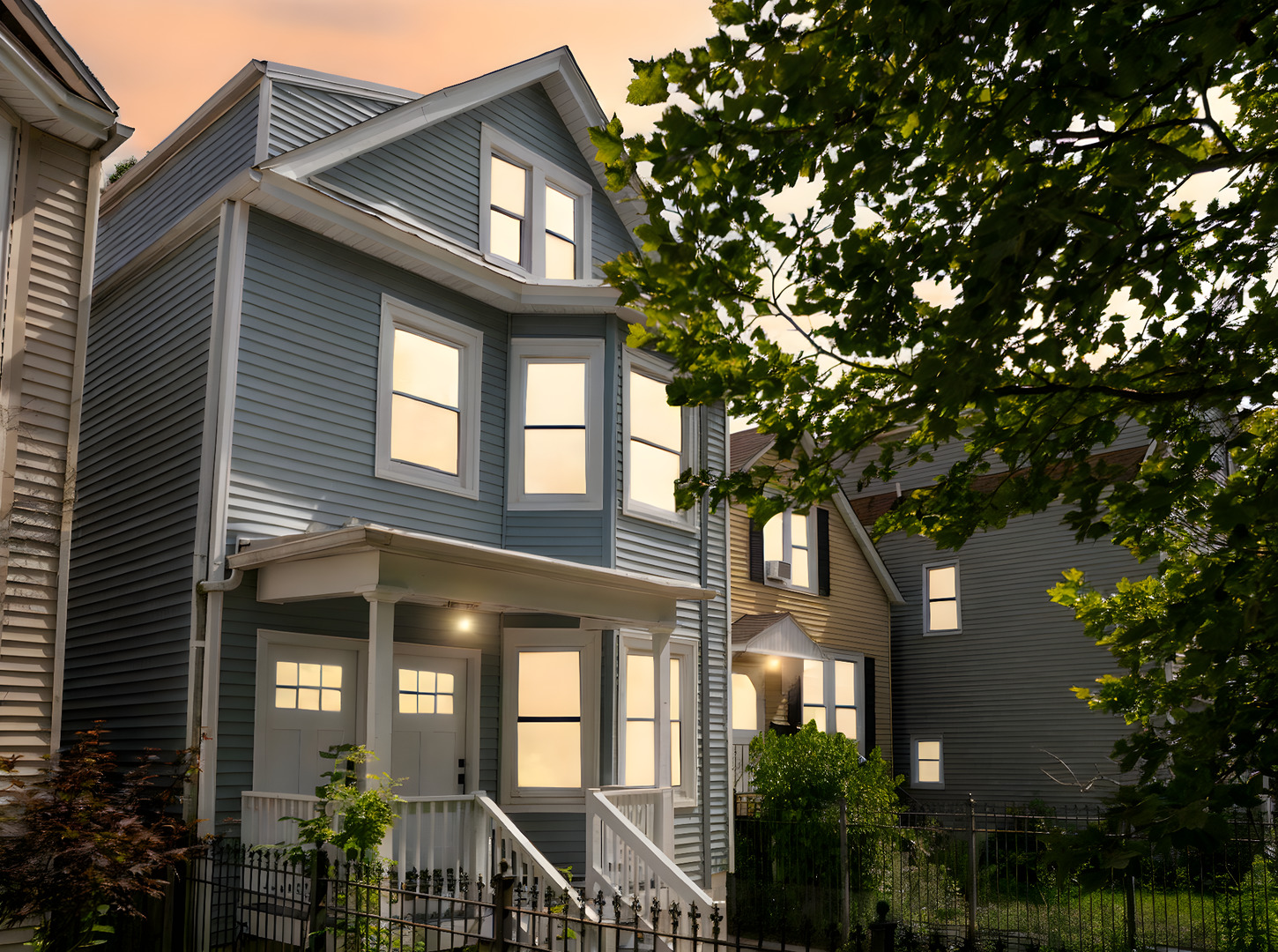 6129 North Ravenswood Avenue Chicago IL 60660