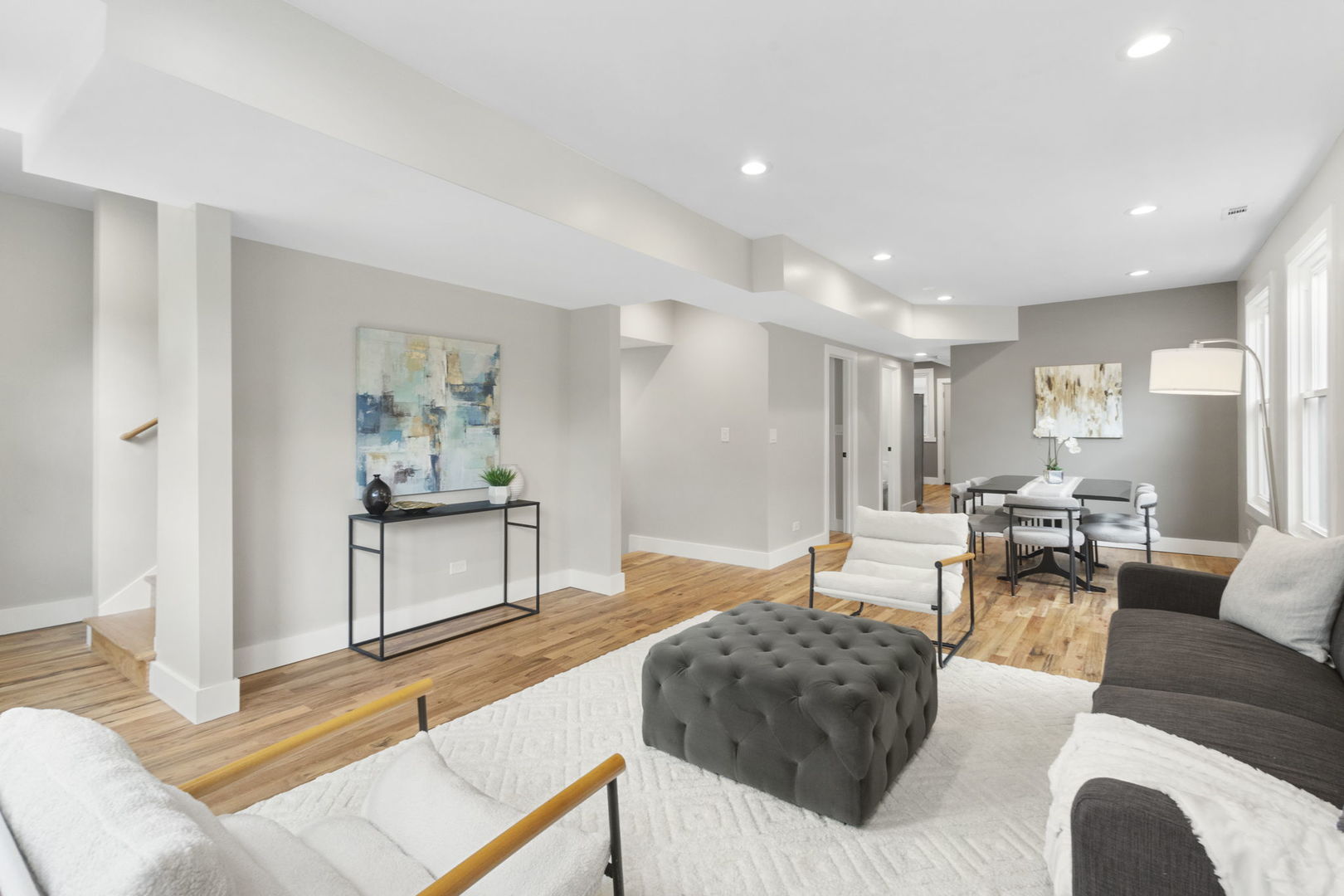 6129 North Ravenswood Avenue Chicago IL 60660
