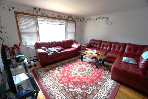 6430 North Hoyne Avenue Chicago IL 60645