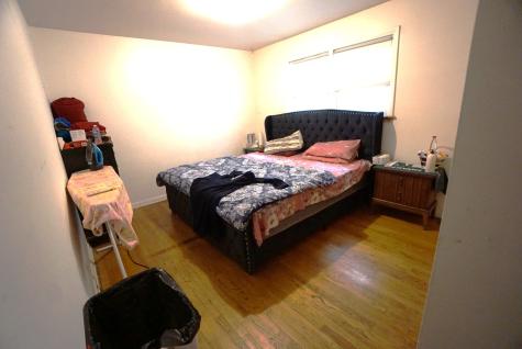 6430 North Hoyne Avenue Chicago IL 60645