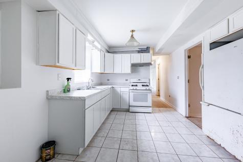 98 West 154th Street Harvey IL 60426