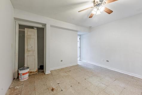 98 West 154th Street Harvey IL 60426