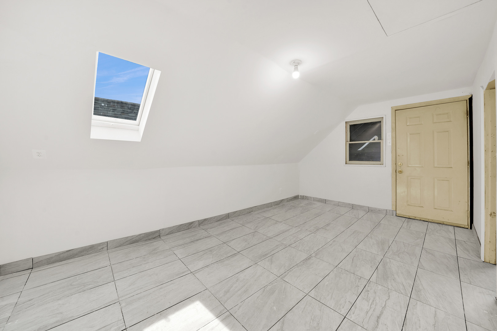 2518 South Claremont Avenue Chicago IL 60608