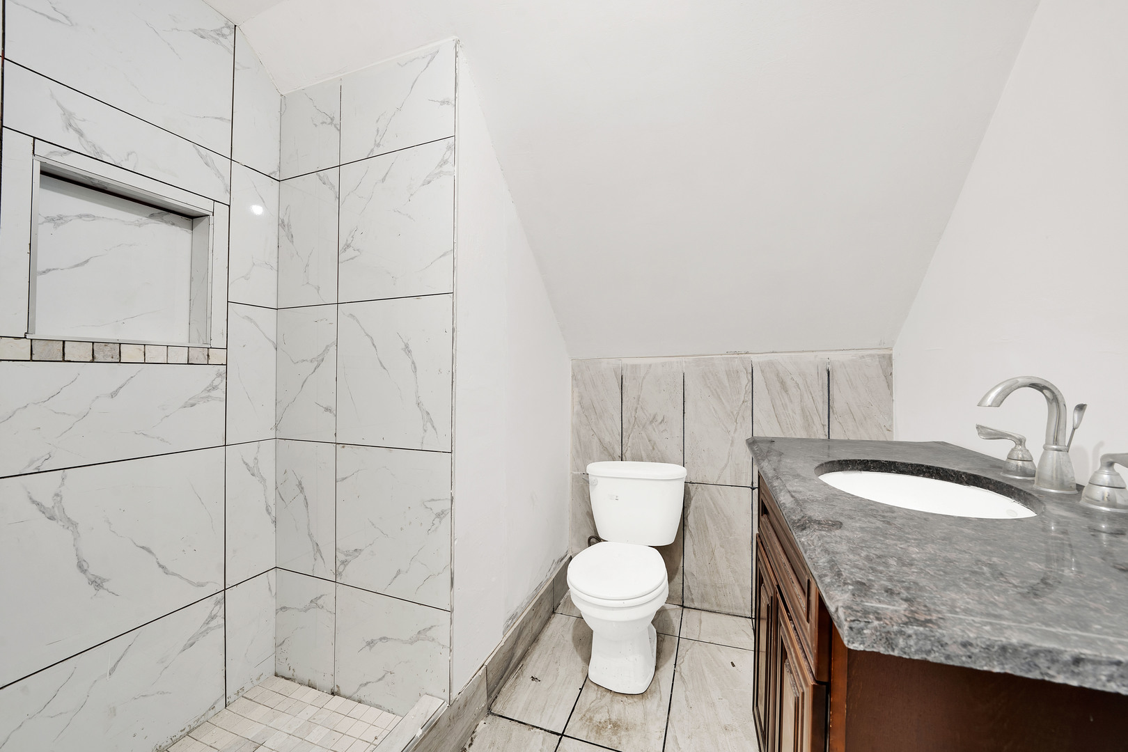 2518 South Claremont Avenue Chicago IL 60608
