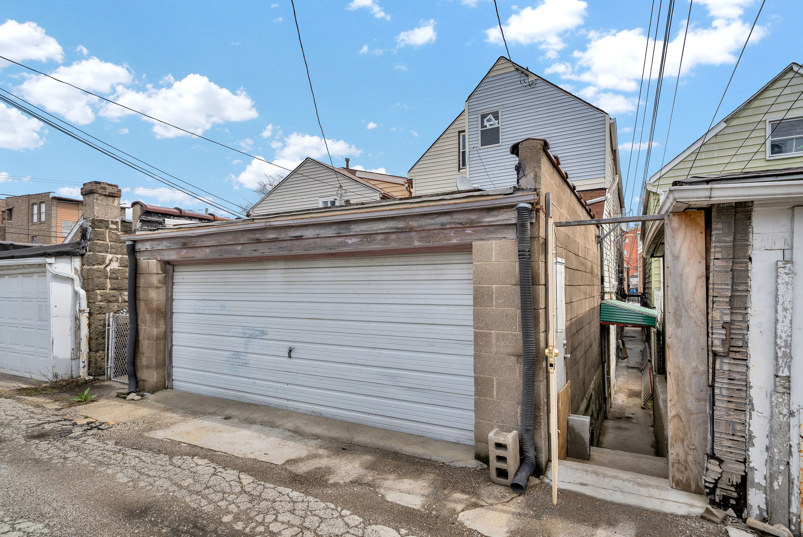 2518 South Claremont Avenue Chicago IL 60608