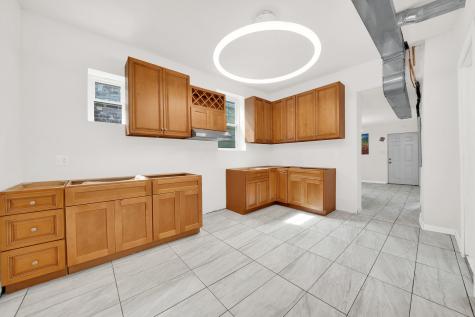 2518 South Claremont Avenue Chicago IL 60608