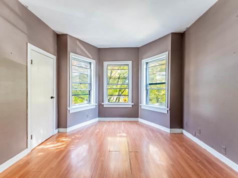 3244 North Drake Avenue Chicago IL 60618