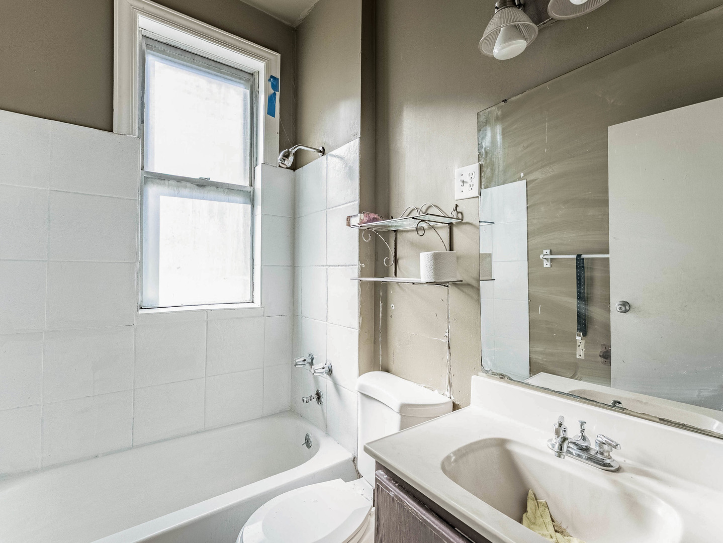 3244 North Drake Avenue Chicago IL 60618