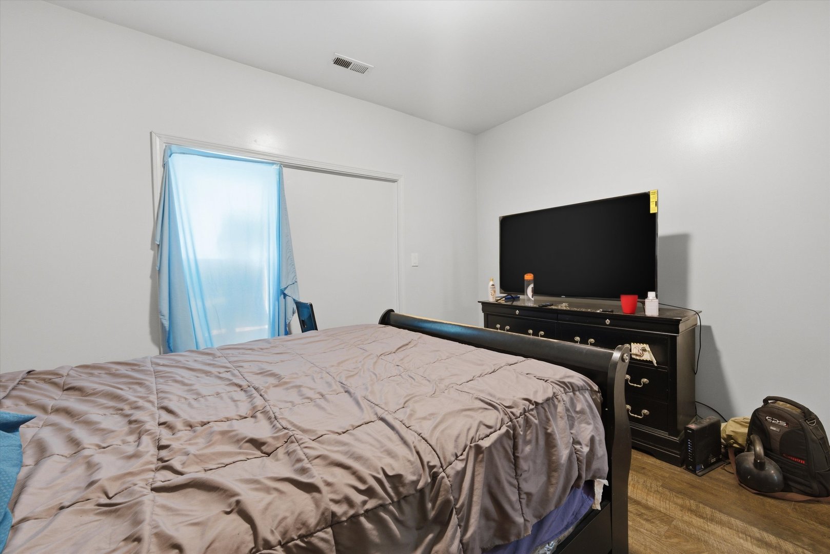 7952 South Marquette Avenue Chicago IL 60617