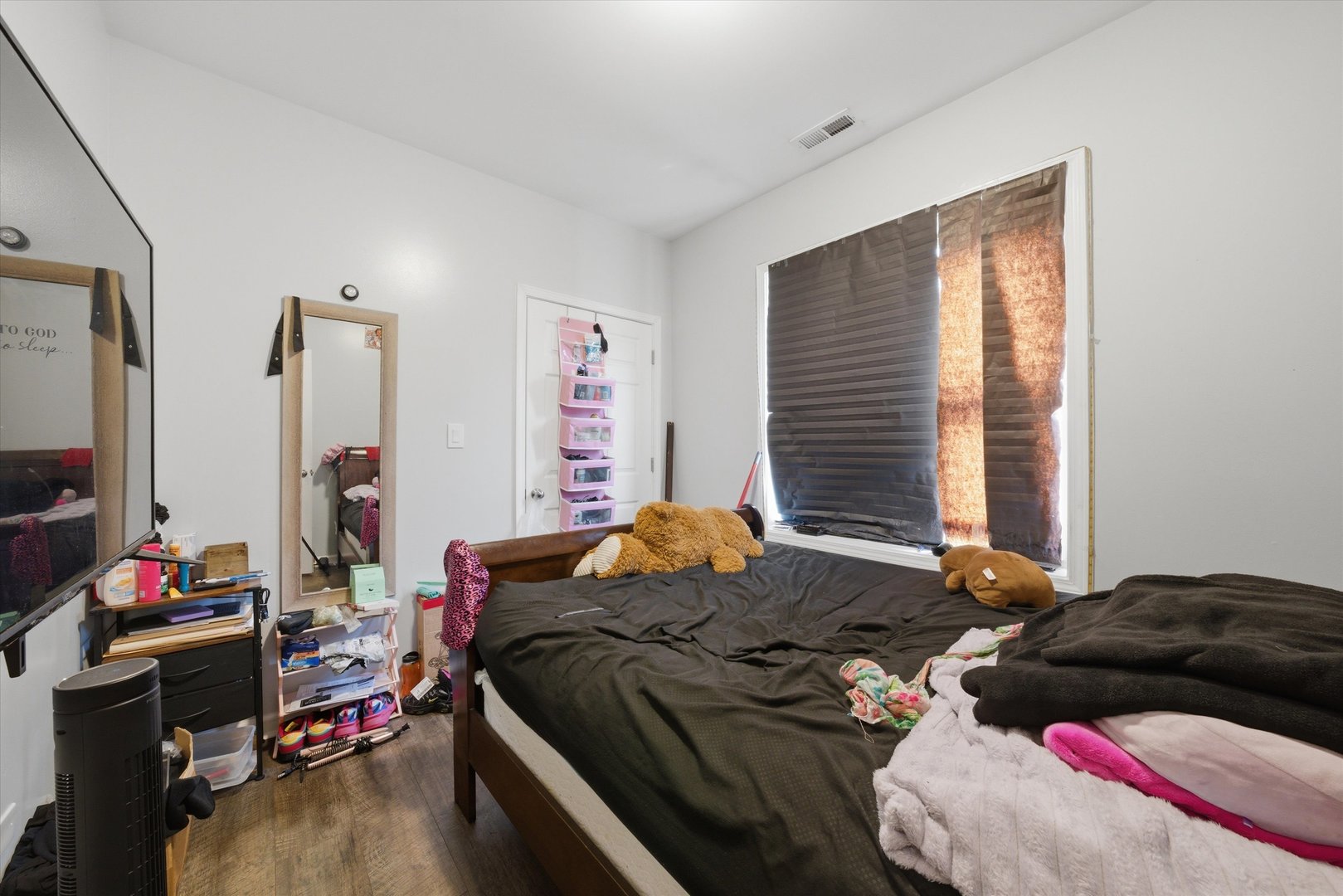 7952 South Marquette Avenue Chicago IL 60617