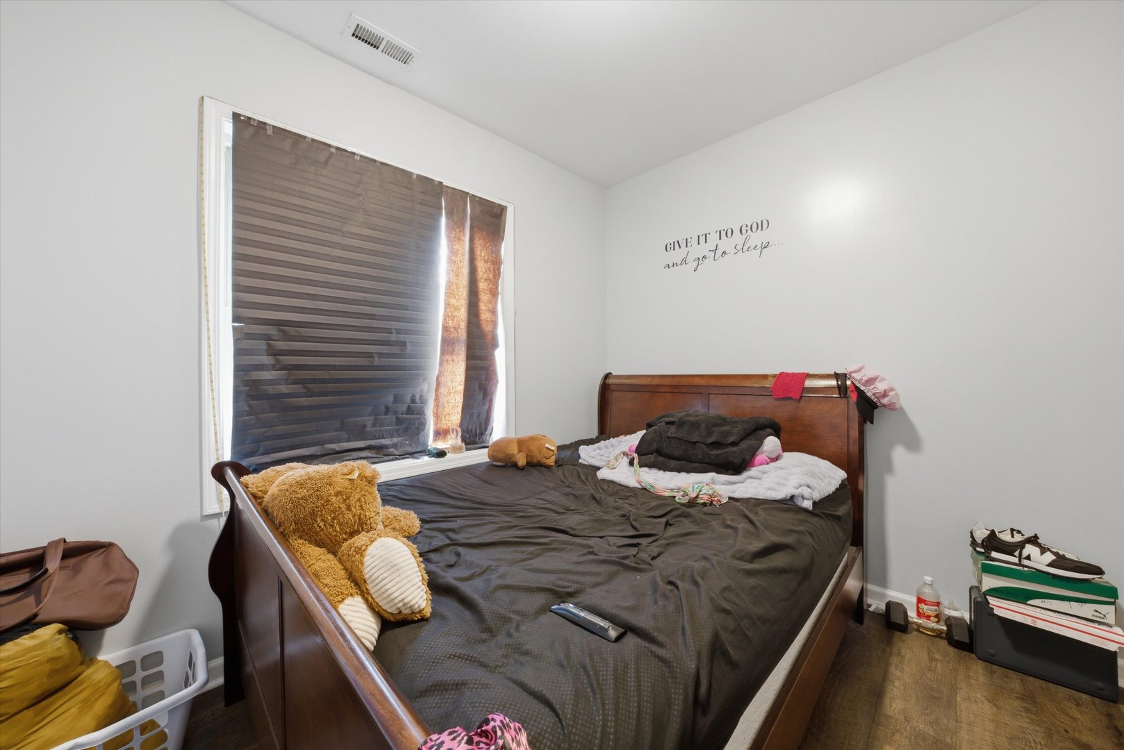 7952 South Marquette Avenue Chicago IL 60617