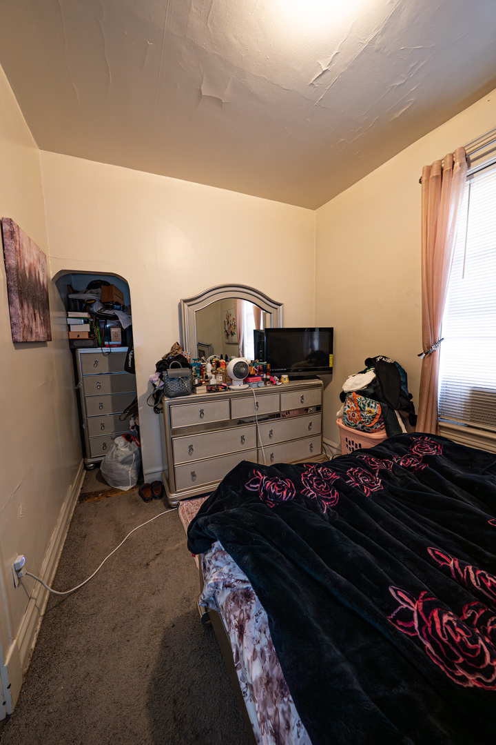 1825 South Troy Street Chicago IL 60623