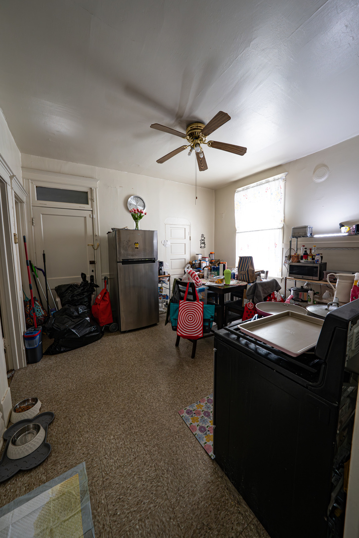 1825 South Troy Street Chicago IL 60623