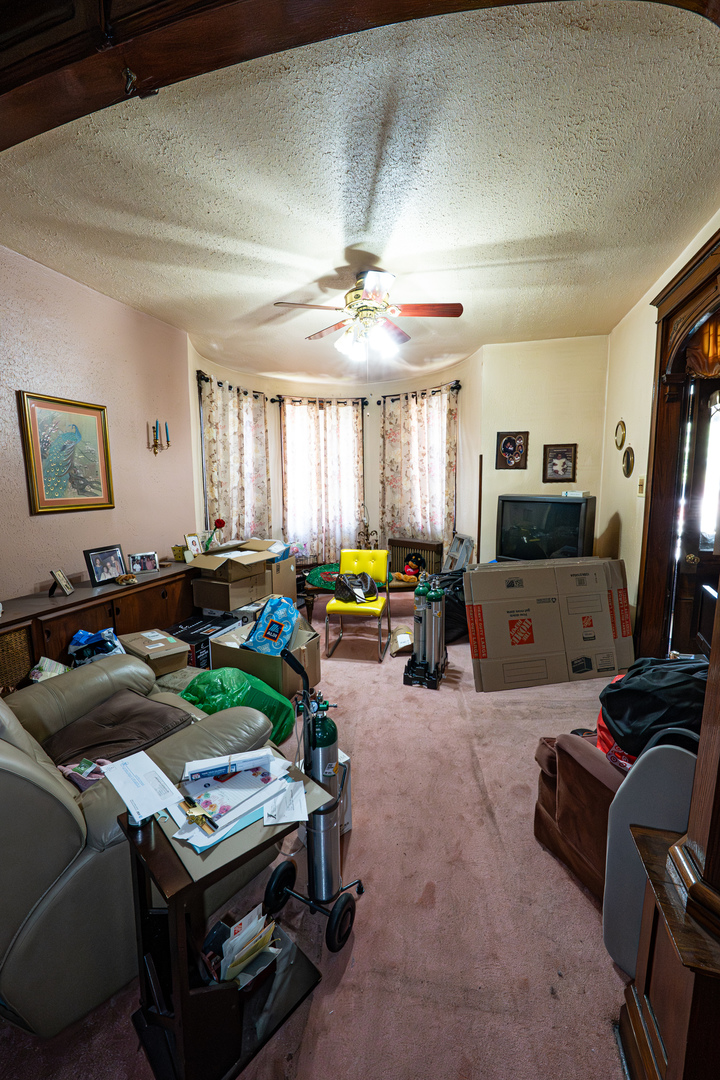 1825 South Troy Street Chicago IL 60623
