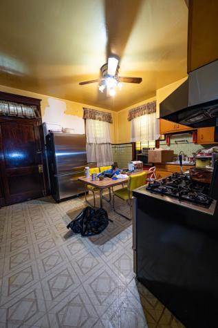 1825 South Troy Street Chicago IL 60623