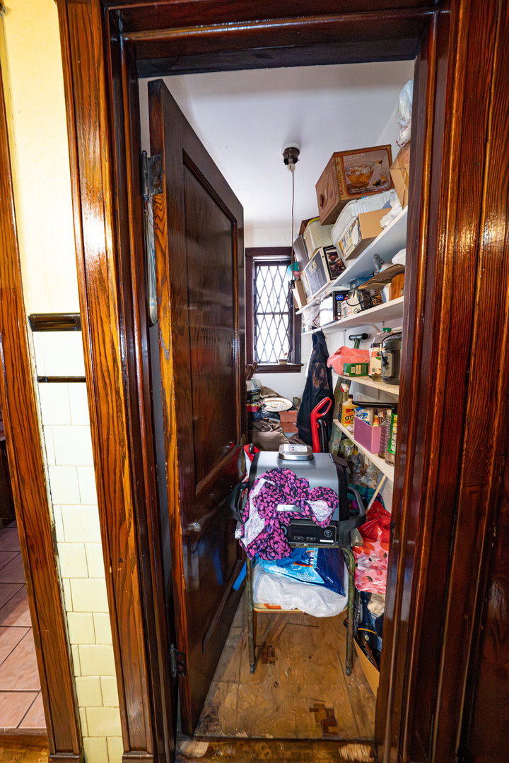 1825 South Troy Street Chicago IL 60623