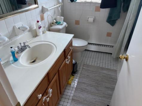 8053 West Churchill Avenue Niles IL 60714