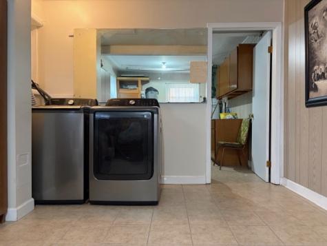 8053 West Churchill Avenue Niles IL 60714