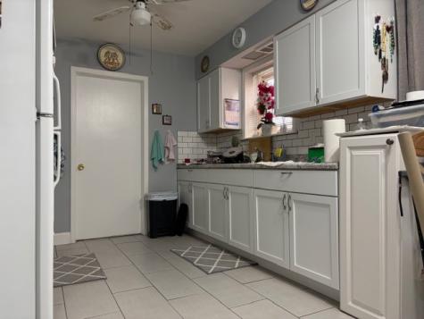 8053 West Churchill Avenue Niles IL 60714